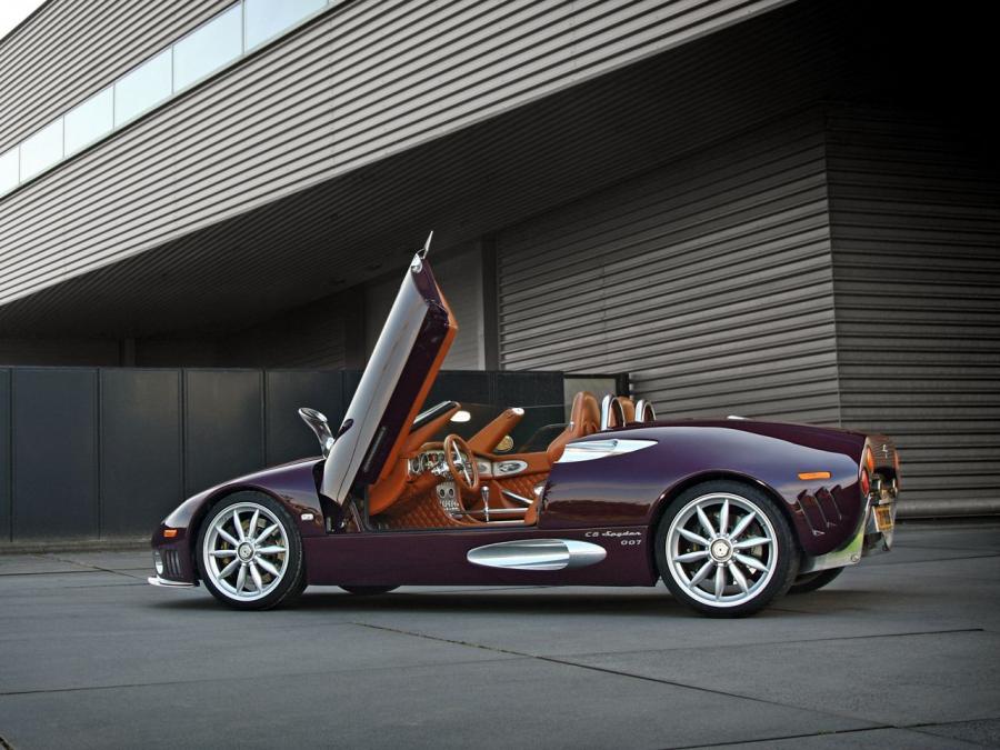  Spyker C8 Spyder 2000 года  (фото 2 из 20)